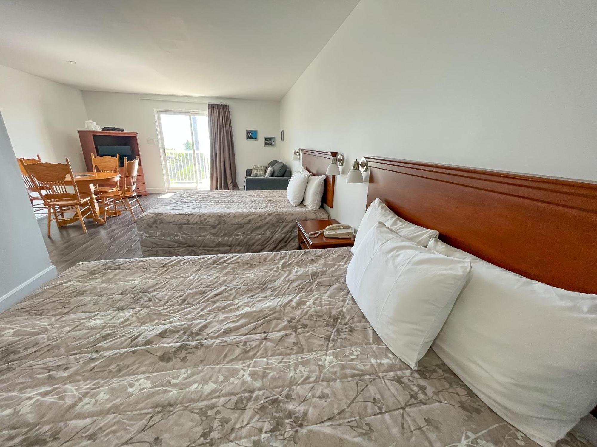 Complexe Hotelier Escoumins Les Escoumins Exterior photo